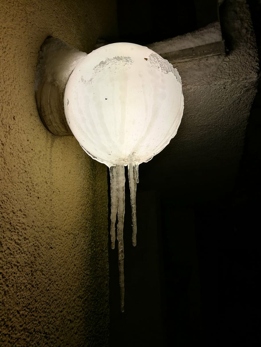 winter, replacement lamp, night, ice, icicle, no people, wall - building feature HD wallpaper