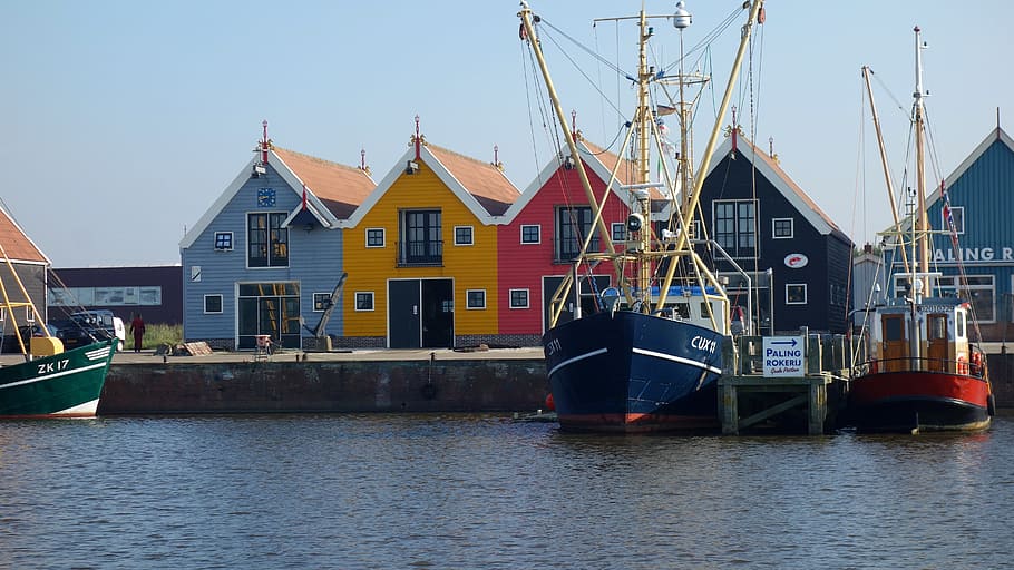 cottages, row, coloured, multicolour, colourful houses, warehouses HD wallpaper