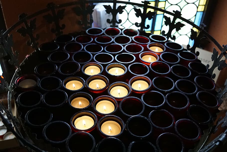 candles, church, light, indoors, no people, focus on foreground HD wallpaper