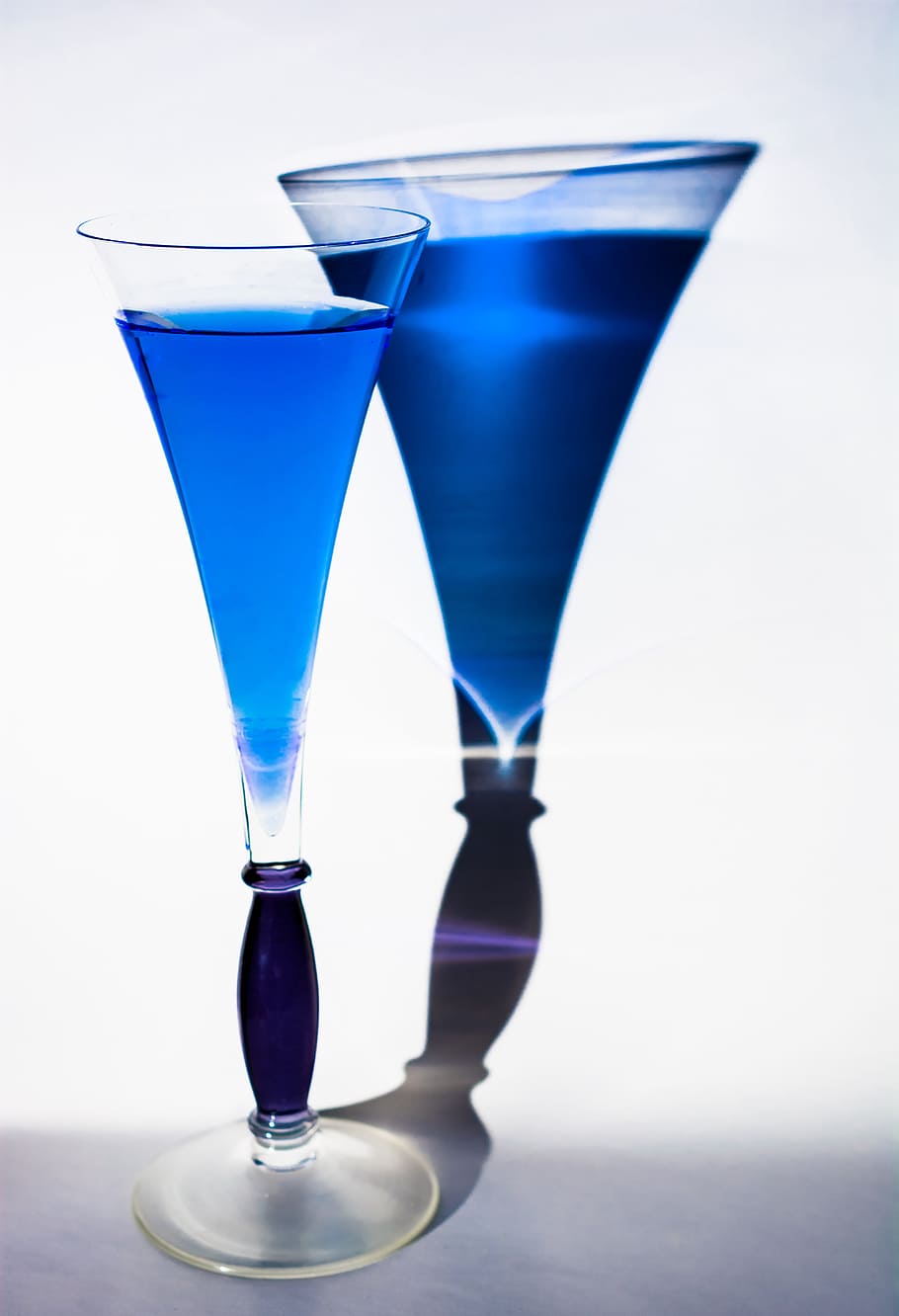 Glass, Drinking Cup, Light, Shadow, cocktail, martini glass HD wallpaper
