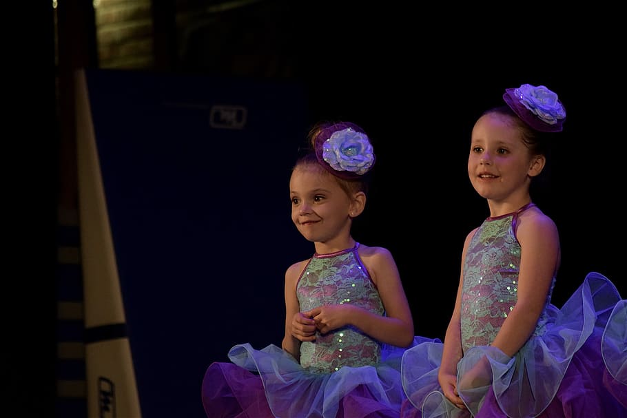 Dancing, Girls, Performance, Stage, pretty, cute, young, female HD wallpaper