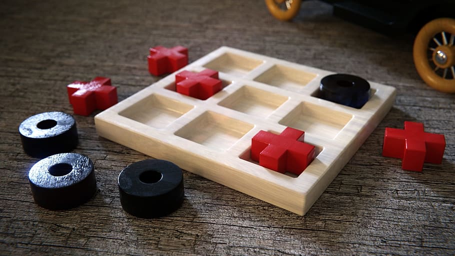 tic-tac-toe game, toys, play, wood, wooden toys, tic tac toe