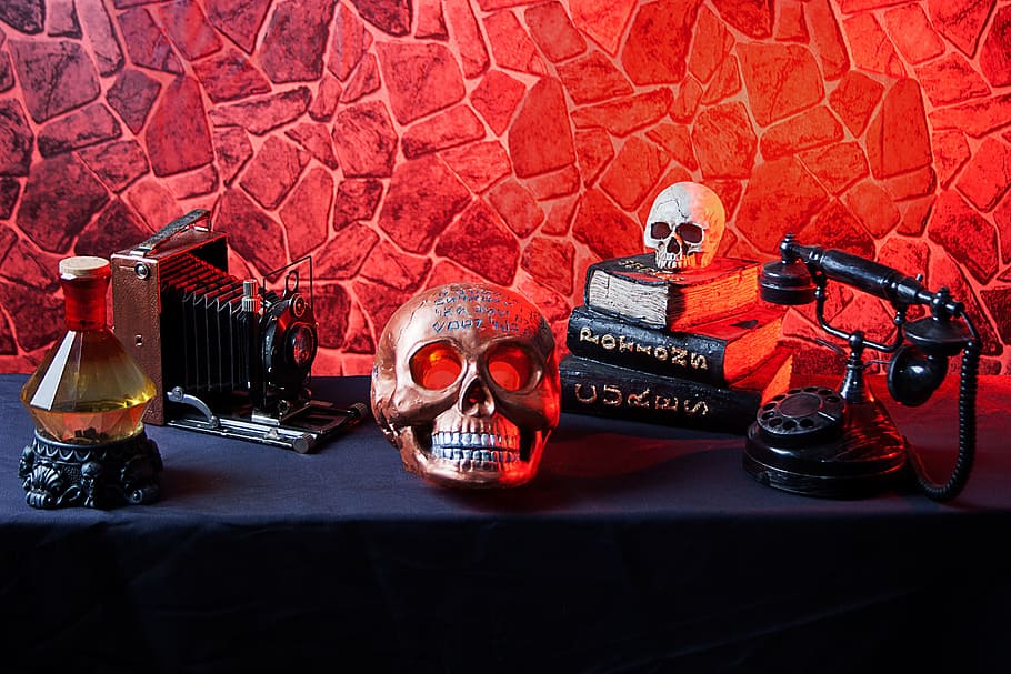 magic, skull, glowing, phone, camera, potion, halloween, occult, HD wallpaper