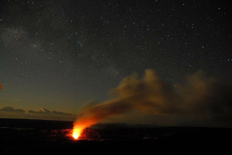 volcano, night, glowing, fire, smoke, stars, hawaii, american HD wallpaper
