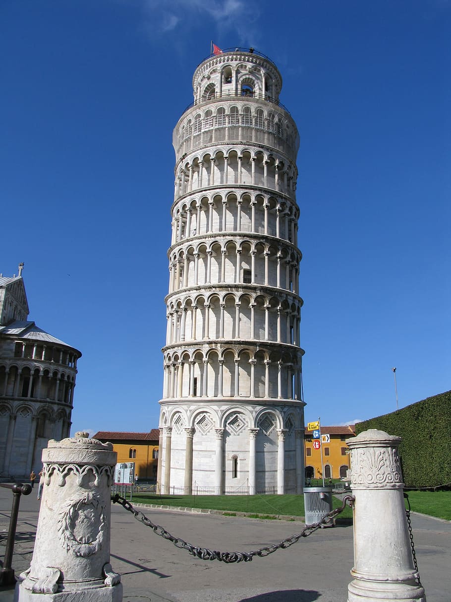 Башня в Пизе, Италия
