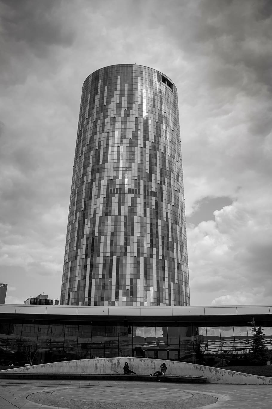 sky tower, bucharest, construction, cloud, black and white HD wallpaper