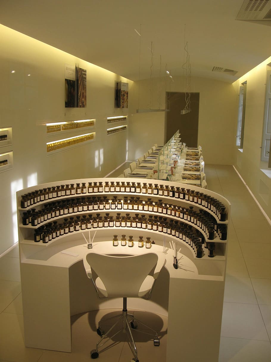 perfume, nose, fat, store, indoors, luxury, modern, architecture HD wallpaper