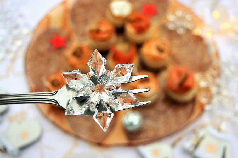 selective focus photograph of crystal on fork, eating, new year's eve, HD wallpaper