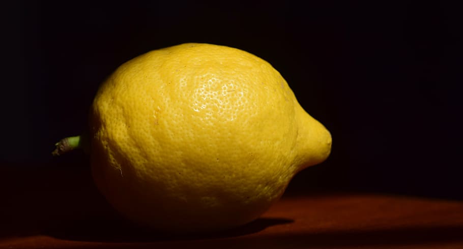 close-up photography of lemon fruit on table, citrus fruit, yellow, HD wallpaper