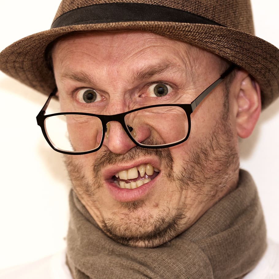 man, hat, glasses, unsettled, male, portrait, headshot, looking at camera HD wallpaper
