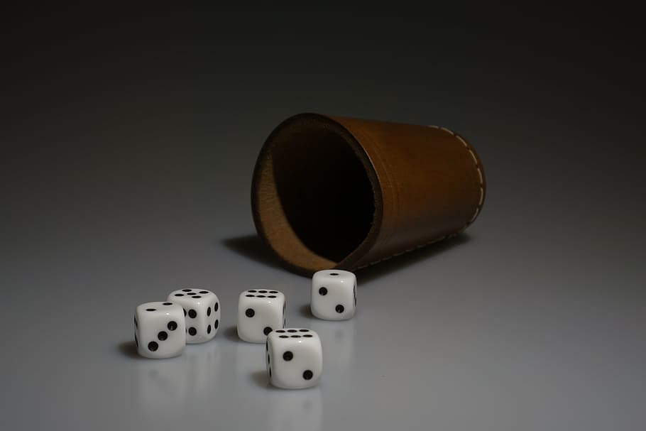 cube, shaker, play, gesellschaftsspiel, gambling, luck, dice cup, HD wallpaper