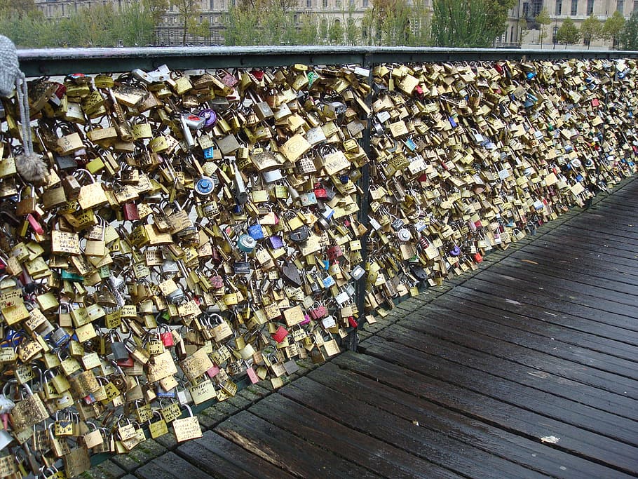 Love Locks, Castle, Bridge, Padlocks, castles, love castle HD wallpaper