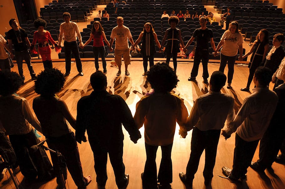 people holding hands forming circle on stage, staging, theatre, HD wallpaper