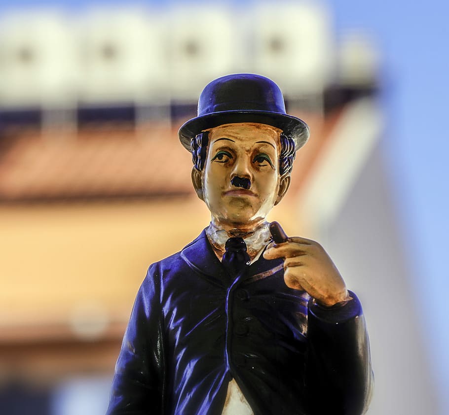 Charlie Chaplin figurine, charles cháplin, charlot, cinema, humor