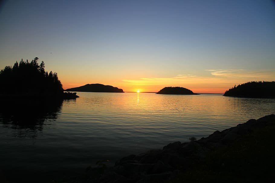 twilight, lying sun, sky, islands, evening, water, scenics - nature HD wallpaper