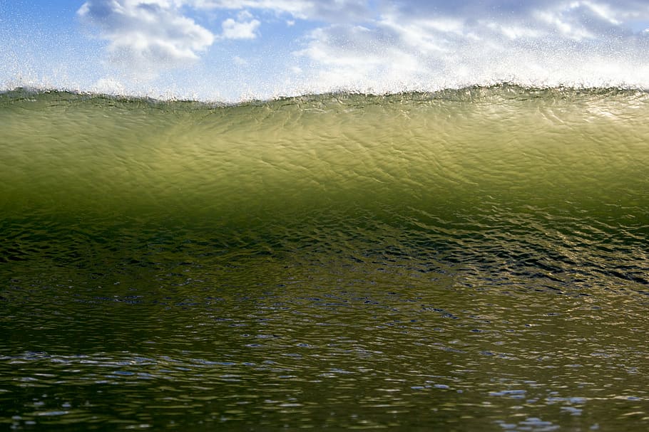 green sea under blue and white cloudy sky, photo of big waves HD wallpaper