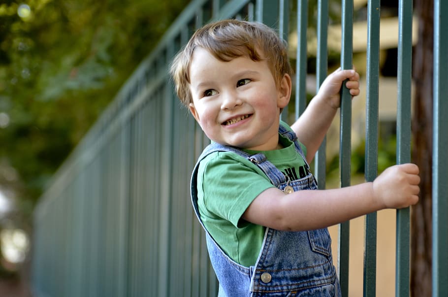 boy climbing on fence, Child, Bars, Amusement, Cute, Happy, Boy HD wallpaper
