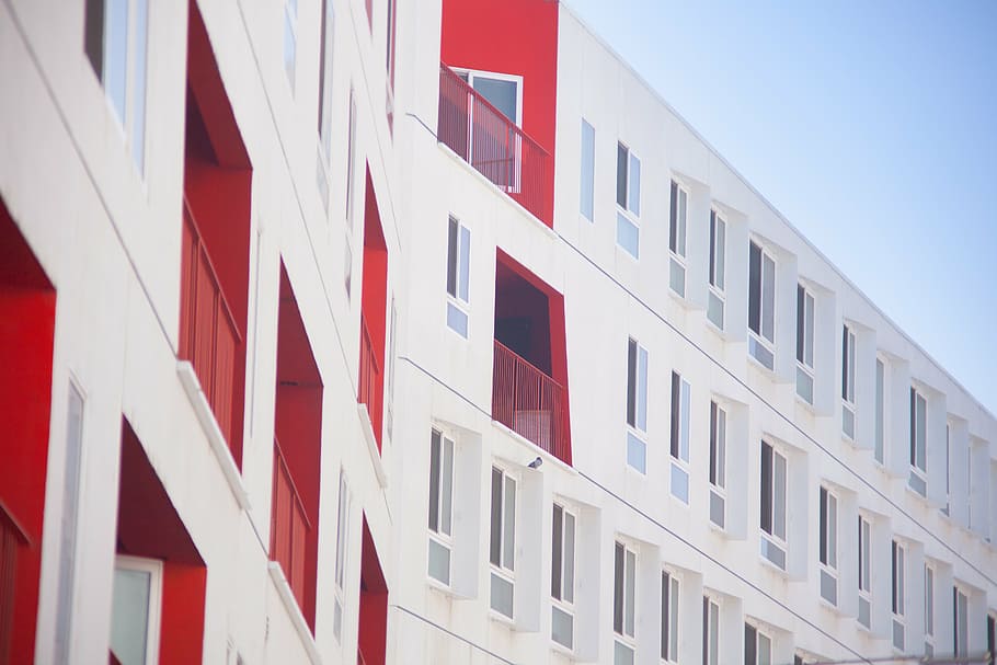 architectural photography of white and red building, architecture HD wallpaper