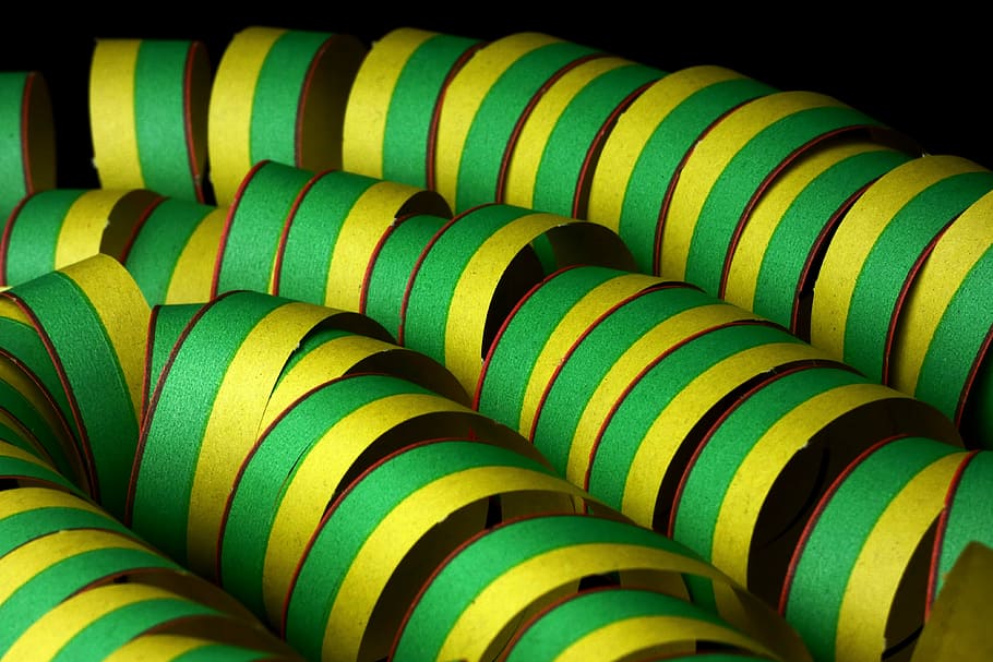 streamer, green, yellow, carnival, ringed, partyaritkel, new year's eve HD wallpaper