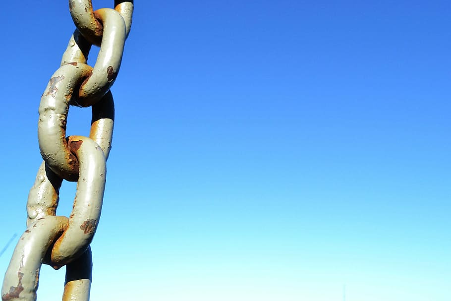macro photography of gray metal chain, jail, sky, old, blue HD wallpaper