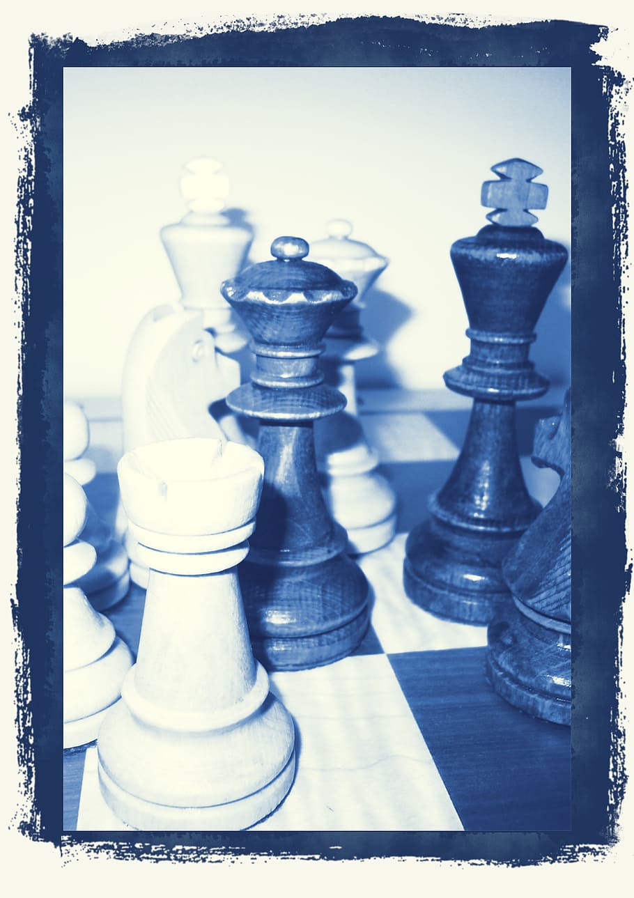 chess, chess pieces, king, lady, chess board, strategy game HD wallpaper