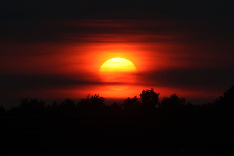 sun, doom, sunset, clouds, colors, air, evening, beauty in nature HD wallpaper