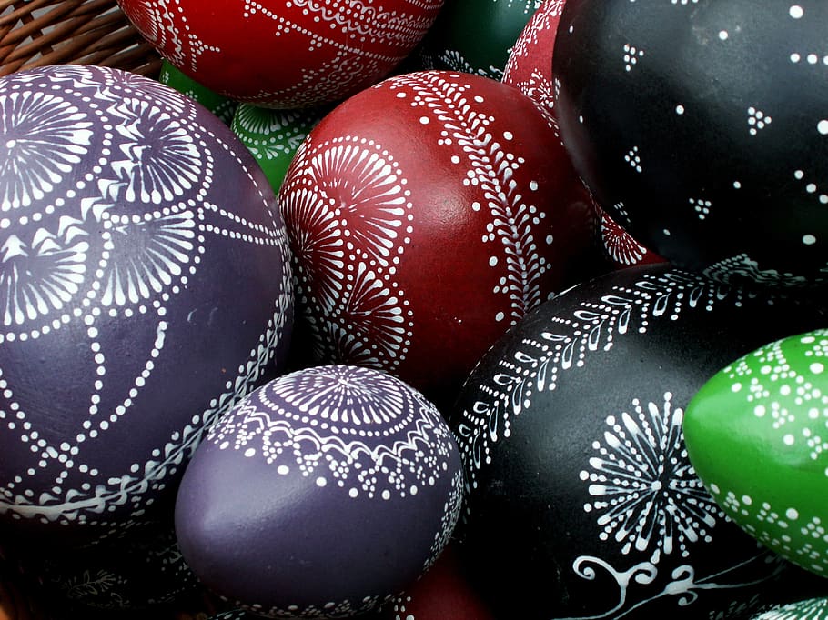 color, model, craft, easter egg, celebration, holiday, close-up HD wallpaper