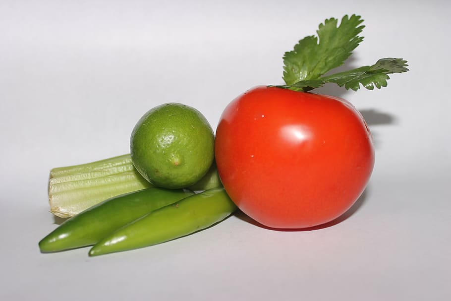 tomatoes, vegetables, fruit, food, freshness, vegetarian Food HD wallpaper