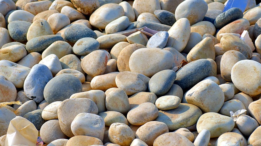 pebbles, stones, black, white, elliptical, large group of objects HD wallpaper