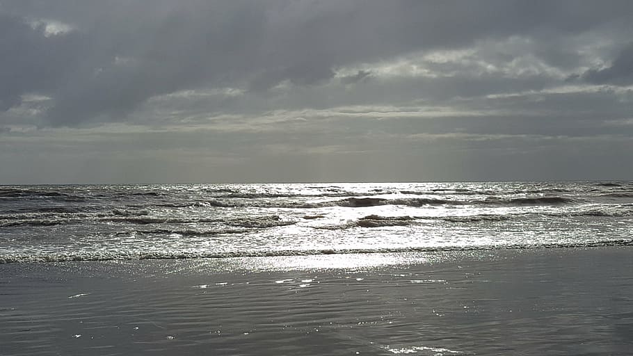 beach, sun, grey, sky, water, sea, ocean, sand, landscape, wave HD wallpaper