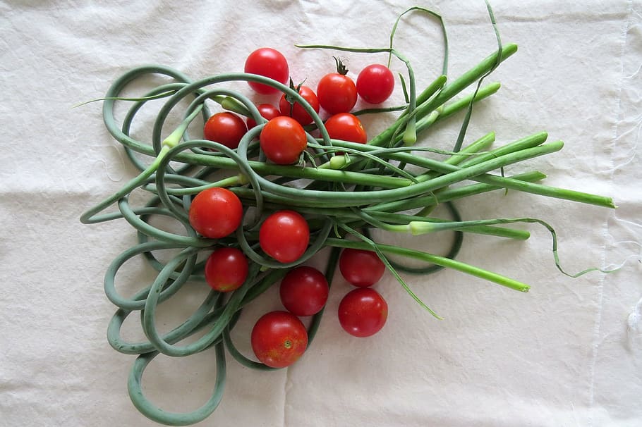 cherry tomato, scapes, vegetables, red, green, food and drink HD wallpaper