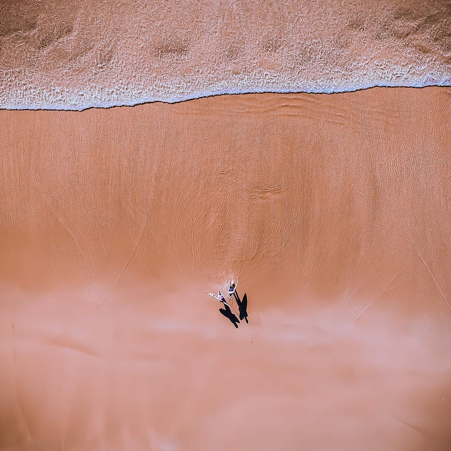 aerial photography of couple walking on seashore, abstract painting HD wallpaper