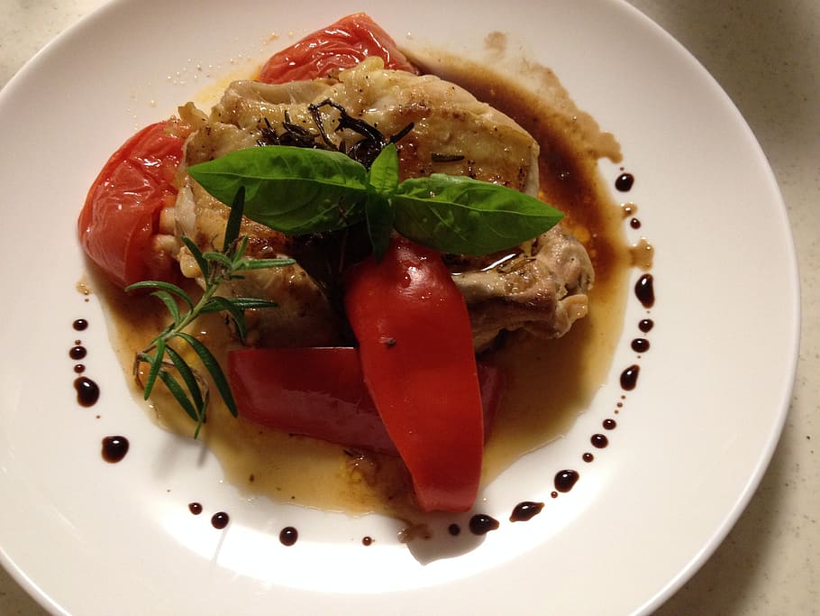 meat dish, chicken, balsamic source, food and drink, plate HD wallpaper