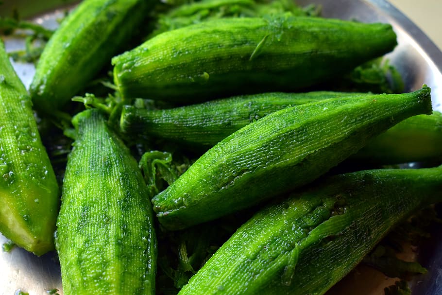 bitter melon, bitter gourd, peeled, balsam-pear, momordica charantia