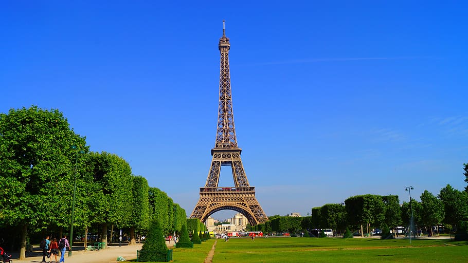 Eiffel tower under a blue sky, paris, france, french, europe HD wallpaper