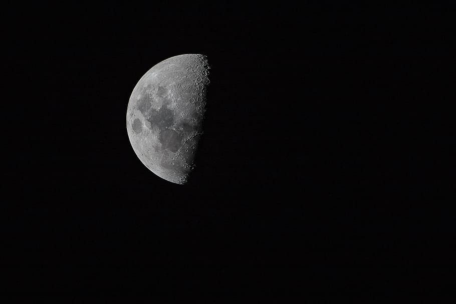 half moon surrounded by darkness, grayscale, photo, space, galaxy HD wallpaper