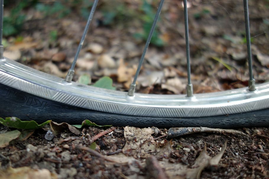 gray bike rim on land, Mature, Platt, Flat Tire, Bicycle Tire, HD wallpaper