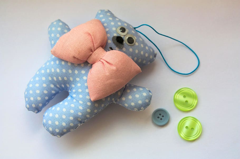 creativity, needlework, sewing, bear, buttons, hobby, embroidery HD wallpaper