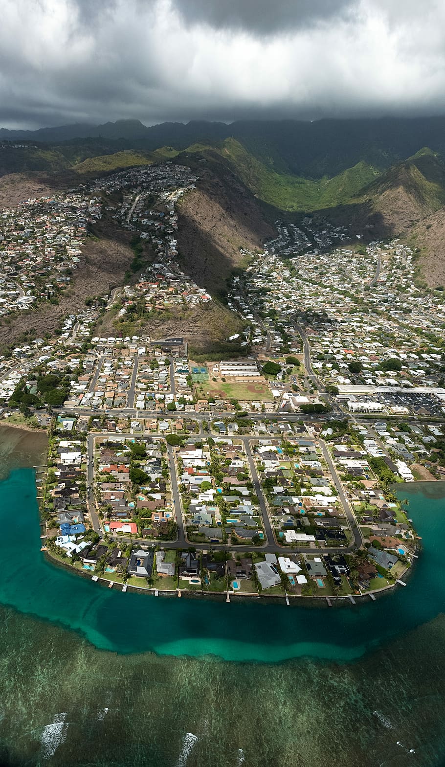 aerial view of houses on mountain and lake, aerial photography of country HD wallpaper