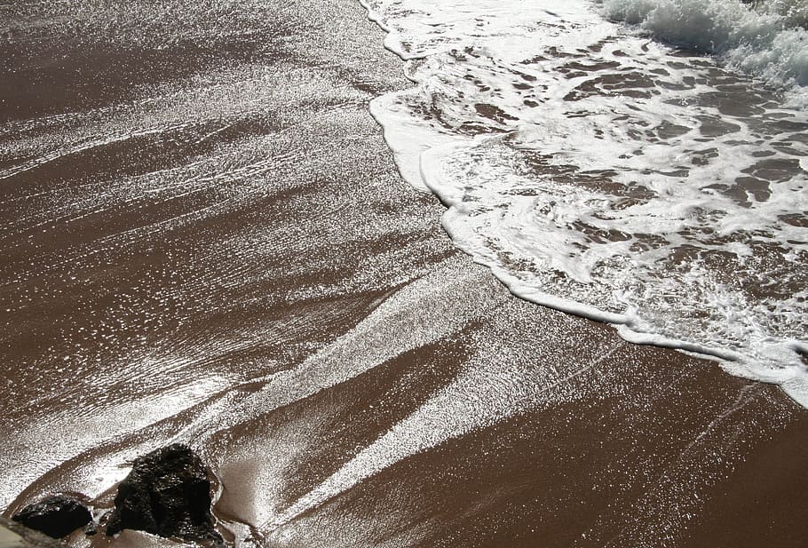 brown seashore with body of water, wave, pierre, sand, ocean HD wallpaper