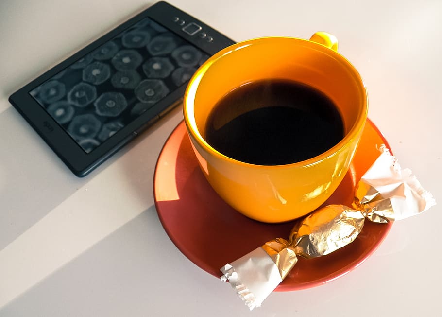 coffee, kindle, candy, morning, teacup, reading, breakfast