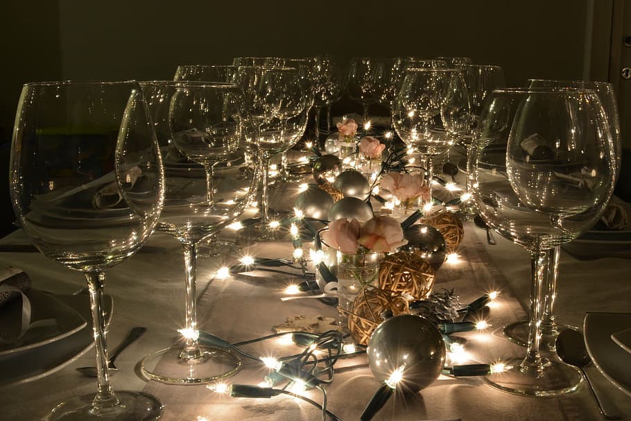 string lights and wine glasses on table, party, kitchenware and tableware, HD wallpaper
