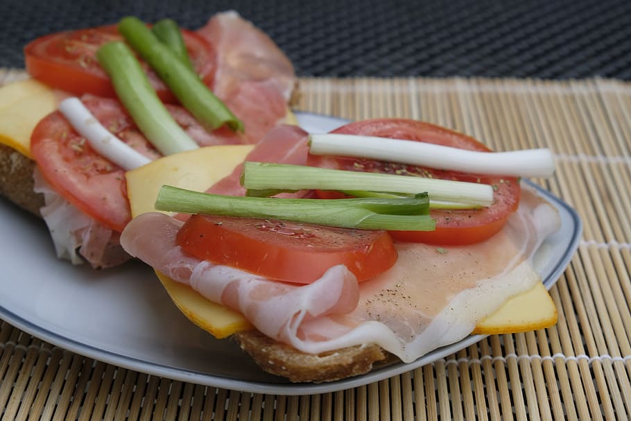 roll, bread, eat, occupied, ham, tomato, cheese, onion, spring onion HD wallpaper