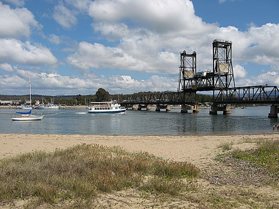 Bridge, River, Boats, Open, Beach, elevator, bridge - Man Made Structure HD wallpaper