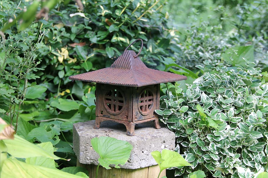 gartendeko, pagoda, rusty, green color, plant, leaf, plant part HD wallpaper