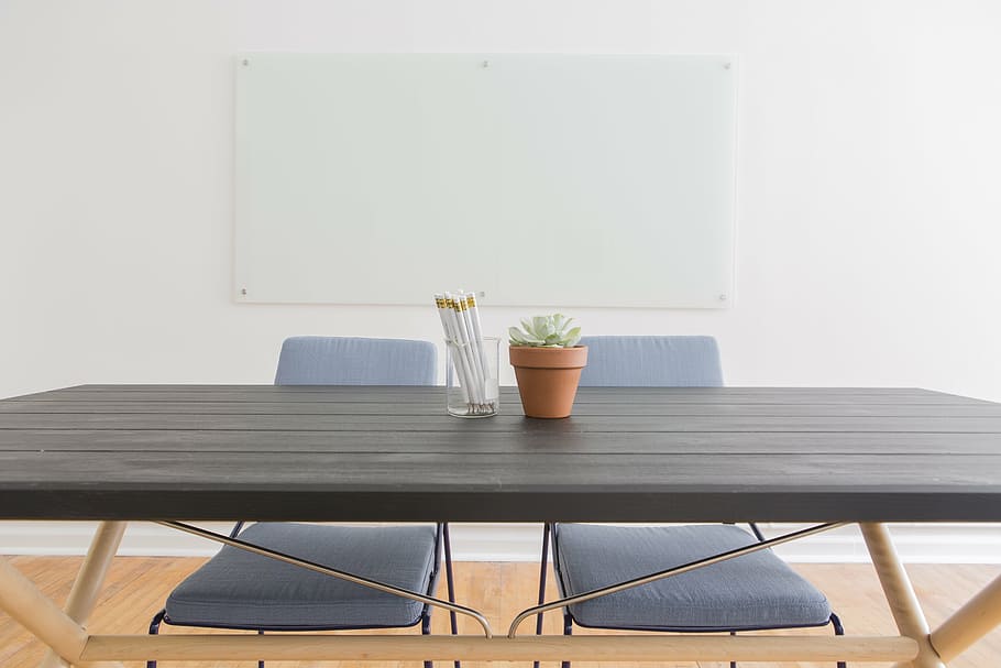 brown plant pot on top of black table, chairs, empty, pot plant HD wallpaper