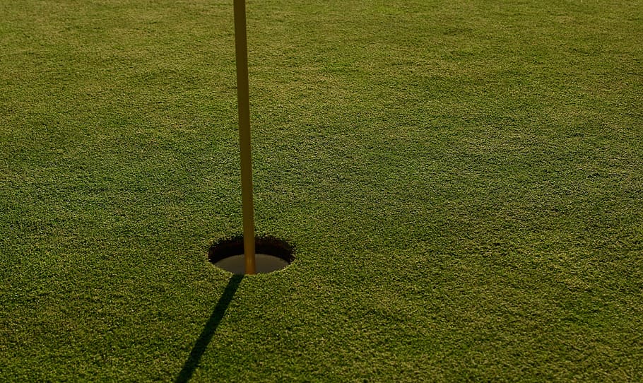 golf hole during daytime, putt, green, green color, grass, sport HD wallpaper