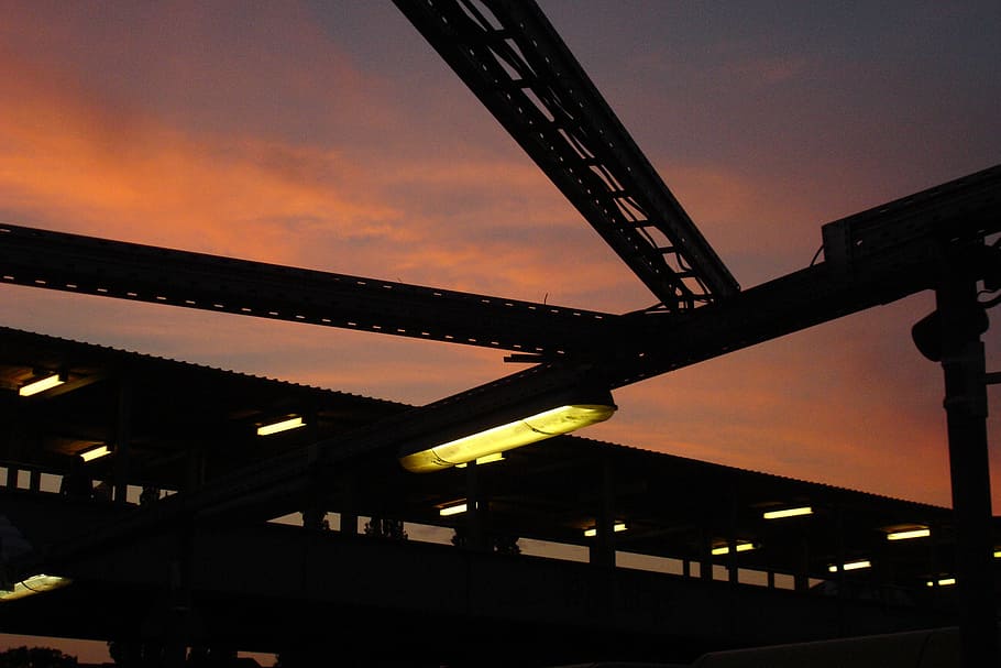 night, sky, lights, orange, s bahn, berlin ostkreuz, low angle view HD wallpaper