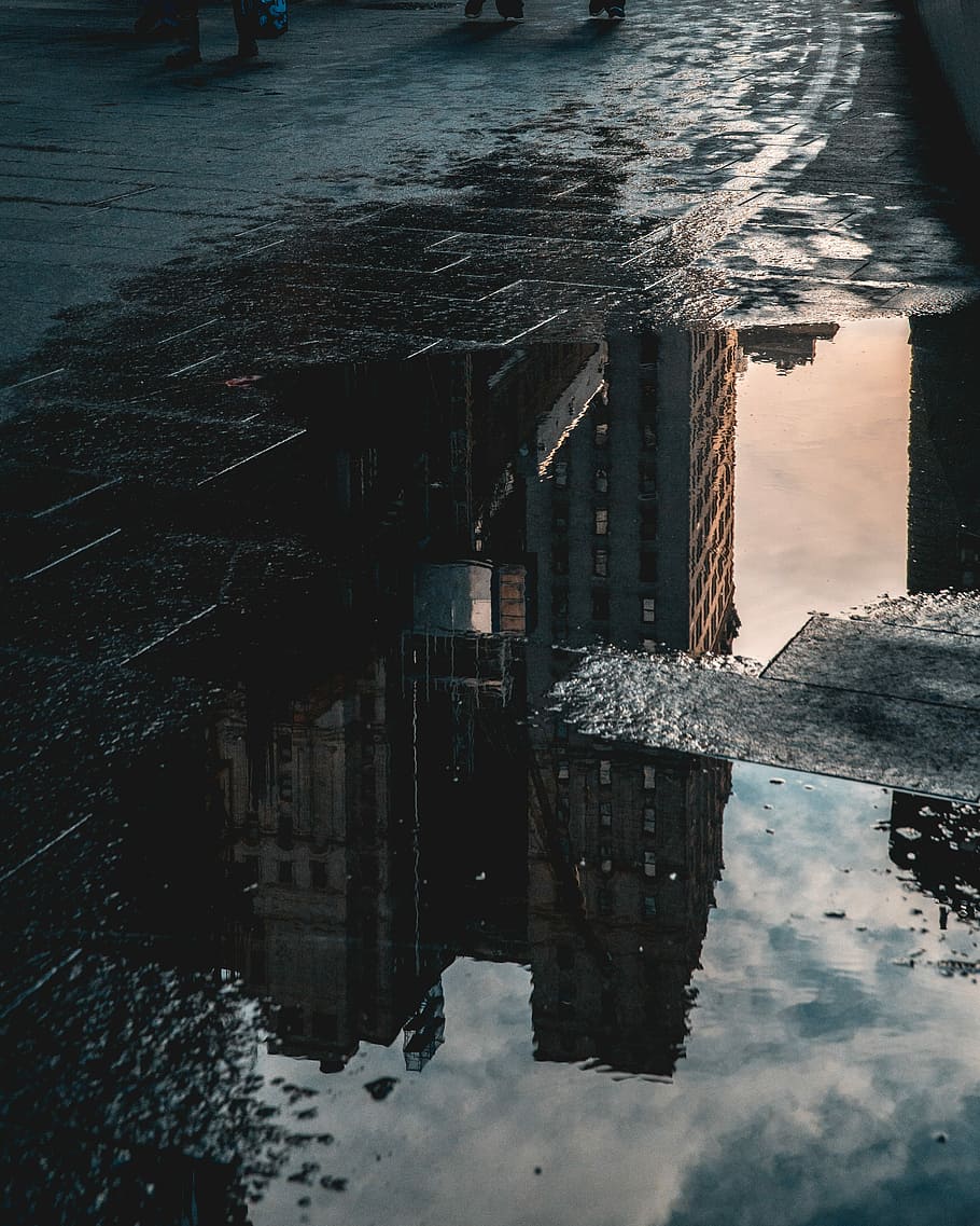 reflection photo of high-rise building, reflective photo of brown building on water HD wallpaper