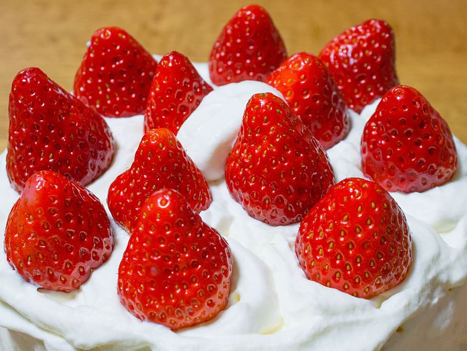 cake, strawberry, red, white, berry fruit, food, food and drink HD wallpaper